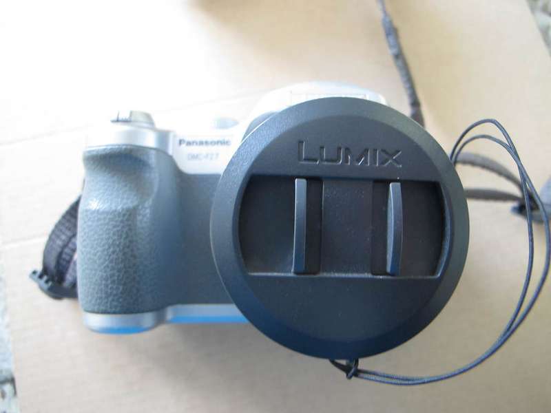 Camera - Panasonic Lumix DMC FZ7 - 12 x Optical Zoom - with Charger -Requires Battery